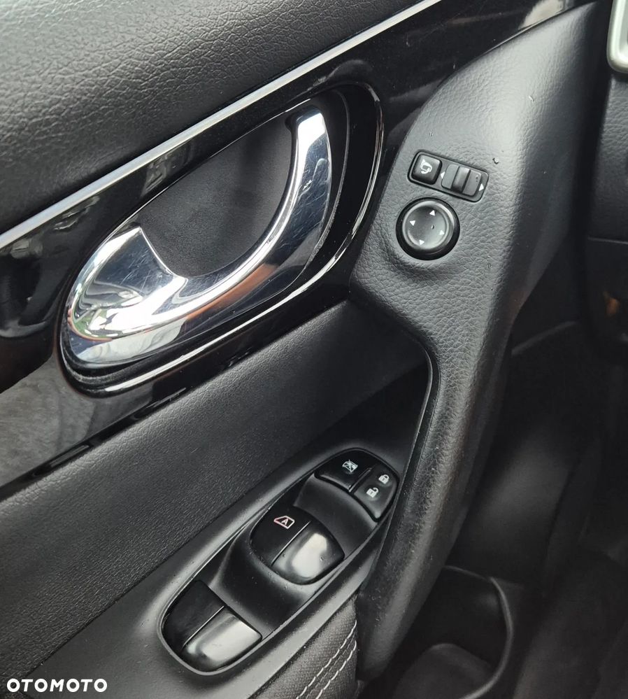Nissan Qashqai - 30
