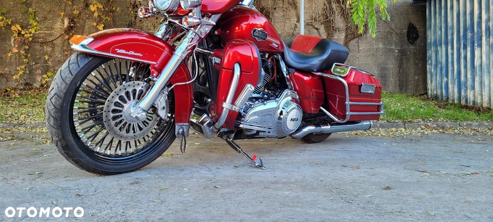 Harley-Davidson FLHTCU Ultra - 26