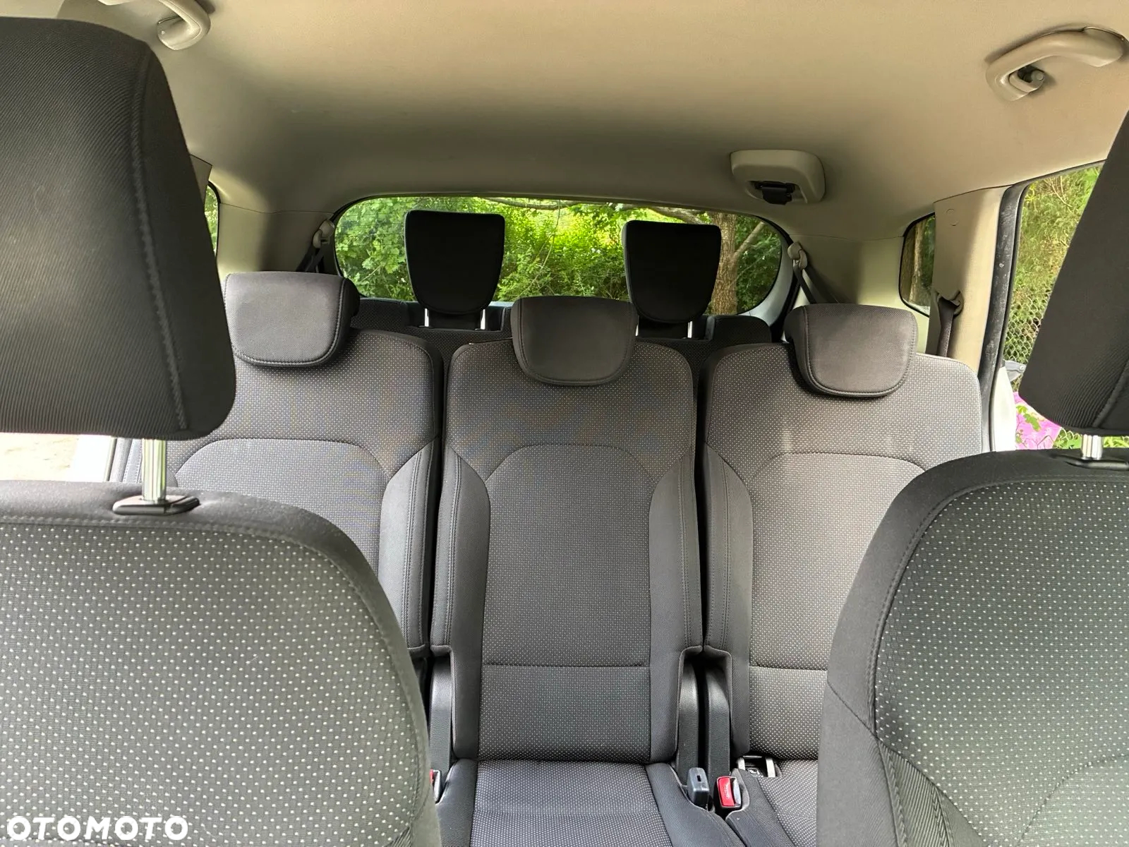 Kia Carens 1.6 GDI Business Line 7os EU6 - 9