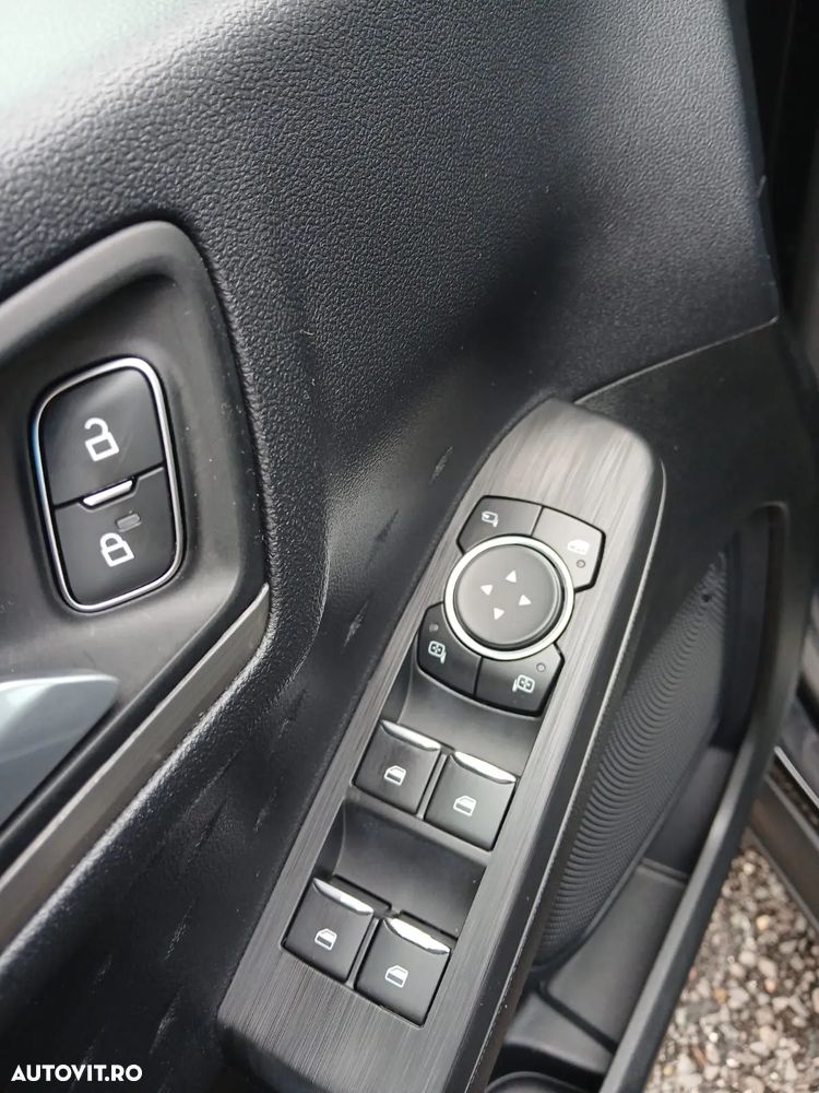 Ford Kuga 2.0 EcoBlue A8 AWD Titanium - 11