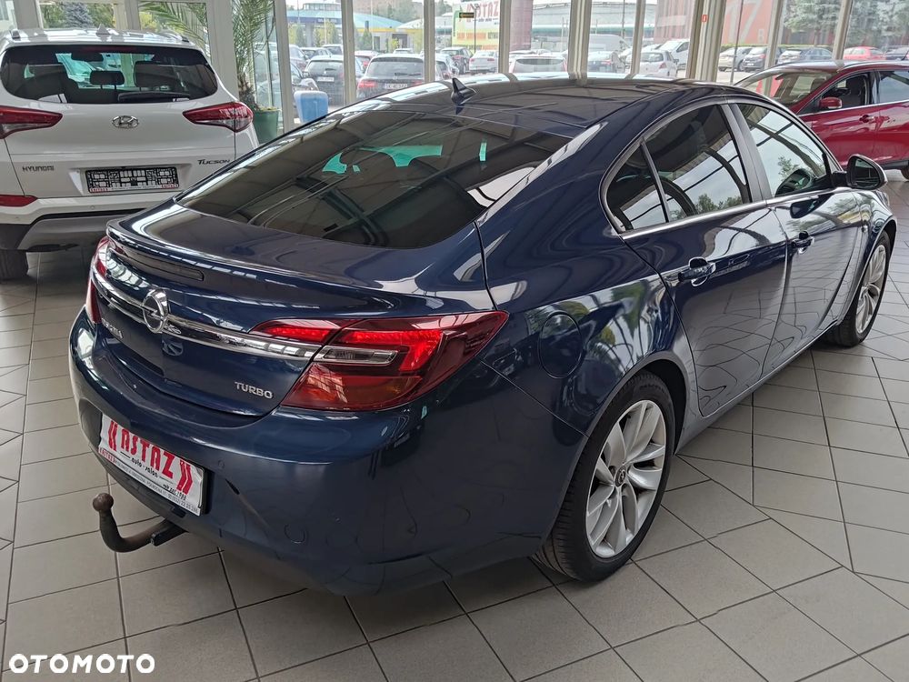 Opel Insignia 1.6 T Cosmo S&S - 4