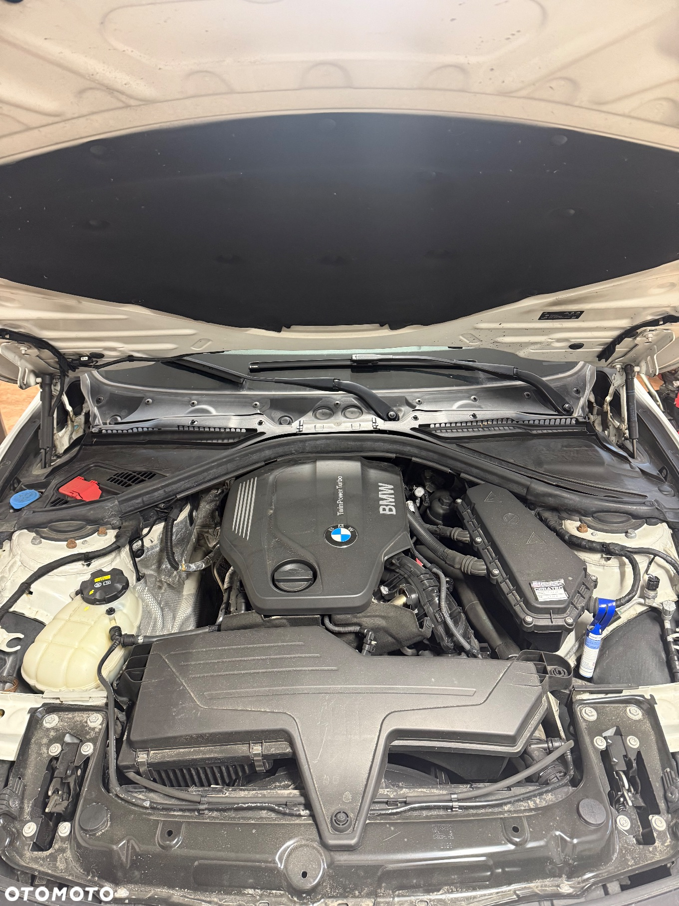 BMW Seria 3 318d M Sport - 14