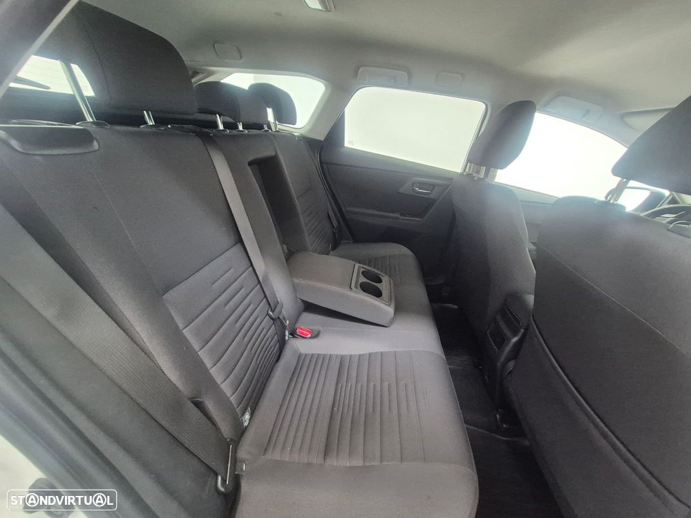 Toyota Auris Touring Sports 1.8 HSD Freestyle - 23