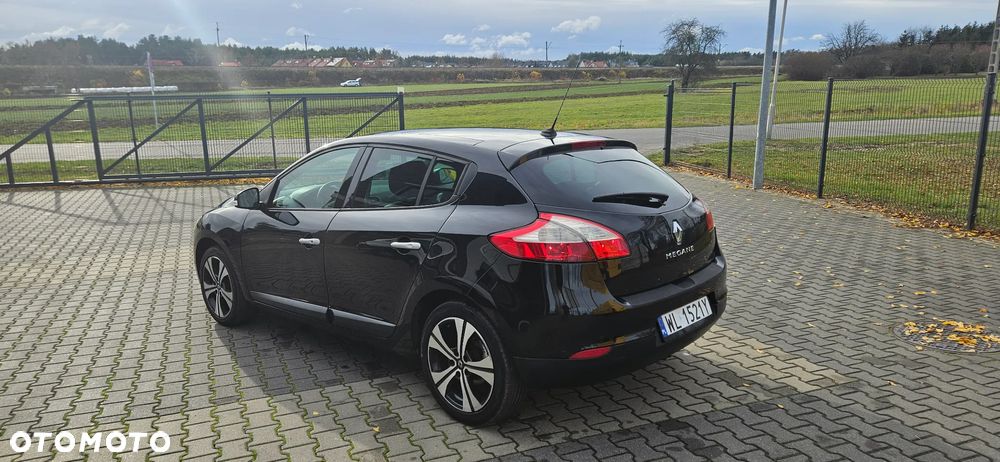 Renault Megane 2.0 140 CVT Bose Edition - 4