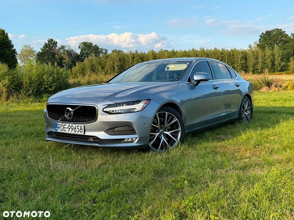 Volvo S90 - 2