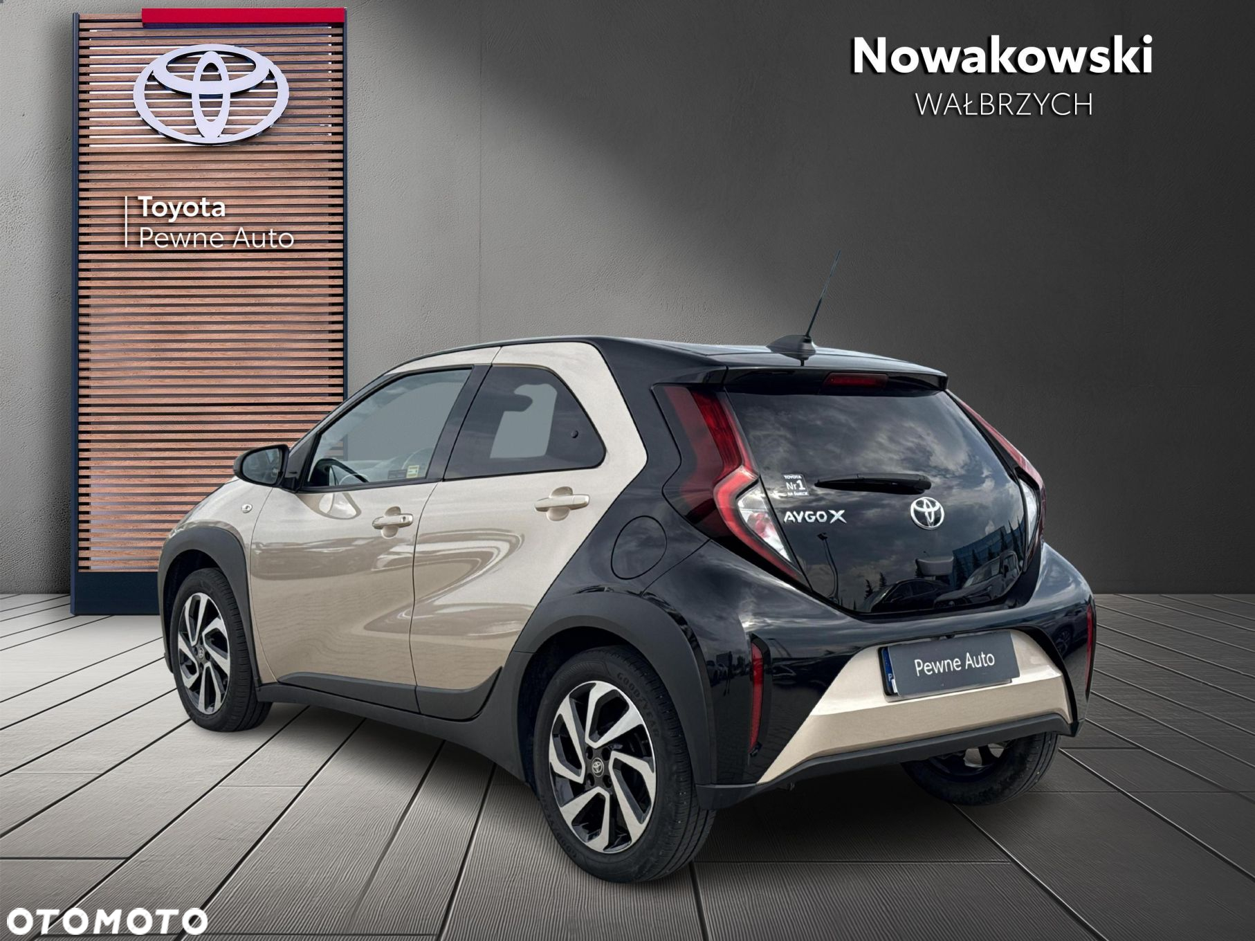 Toyota Aygo X 1.0 VVT-i Style CVT - 4