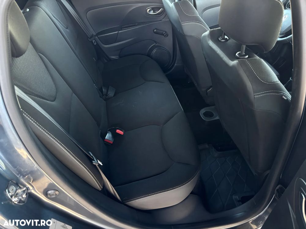 Renault Clio TCe Life - 30