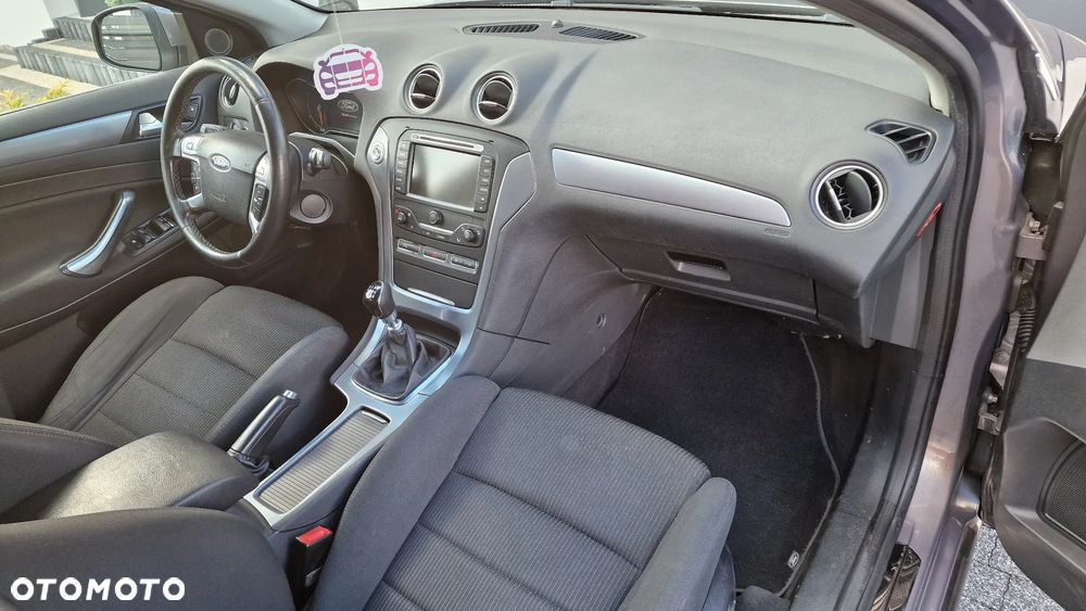 Ford Mondeo 2.0 TDCi Titanium - 20