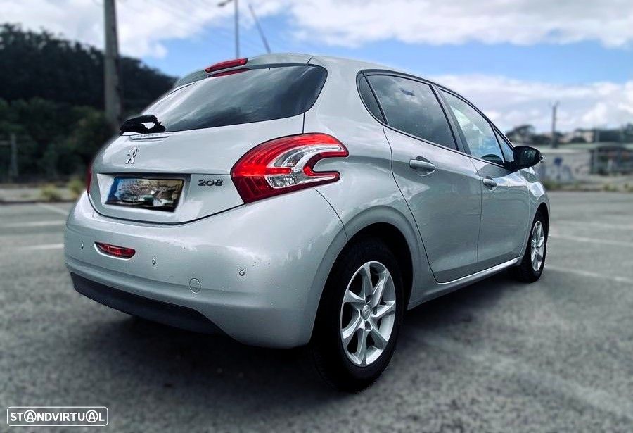 Peugeot 208 1.4 HDi Active - 5