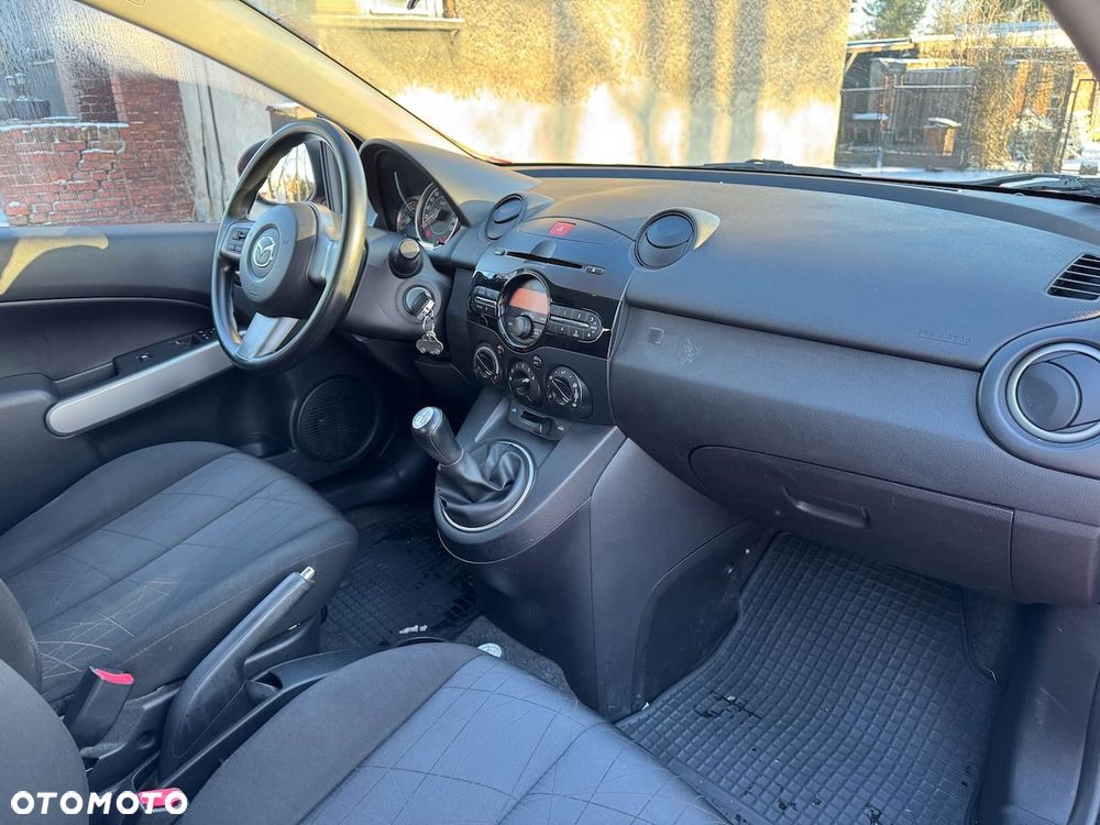 Mazda 2 1.3 Exclusive - 7