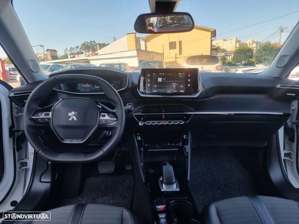Peugeot e-2008 50 kWh Allure Pack - 10
