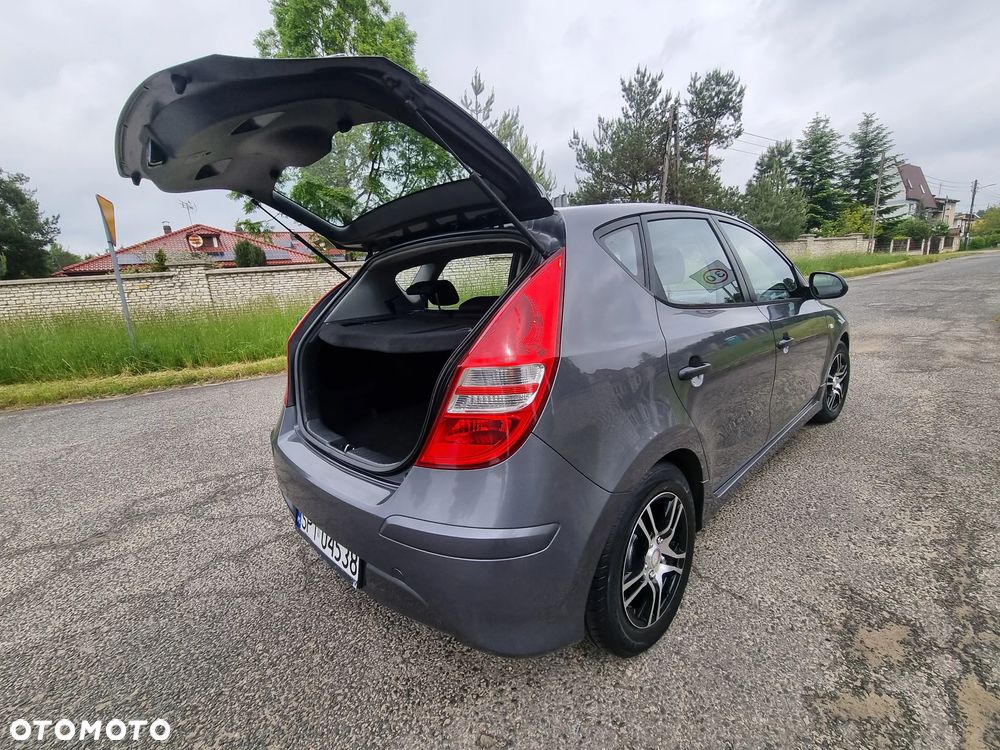 Hyundai i30 1.4 Comfort - 22