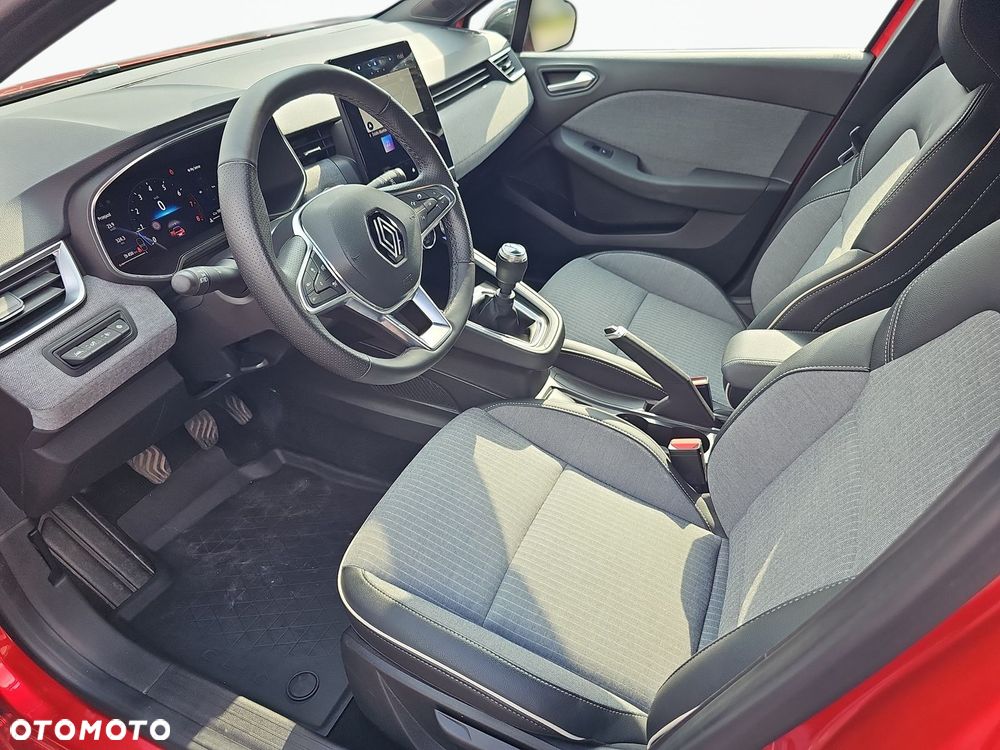 Renault Clio 1.0 TCe Techno - 10