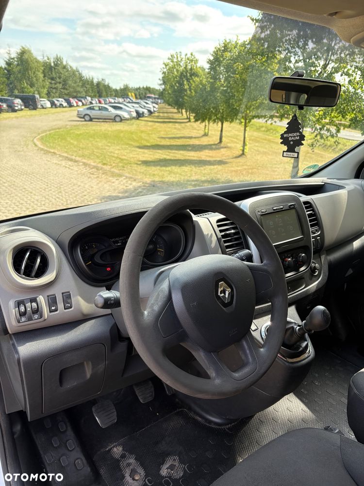 Renault Trafic - 14