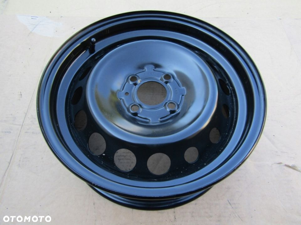 Felga Stalowa 15 Renault Twingo III 5,5j ET36 TPMS - 3