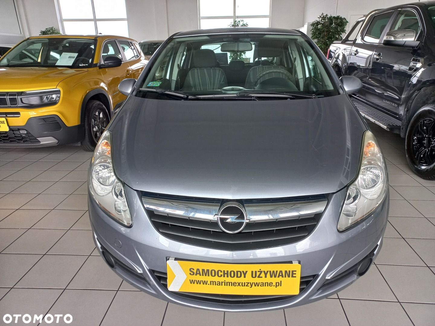 Opel Corsa 1.2 16V Essentia - 2