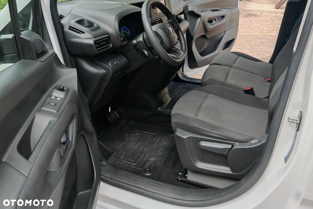 Toyota Proace City - 23