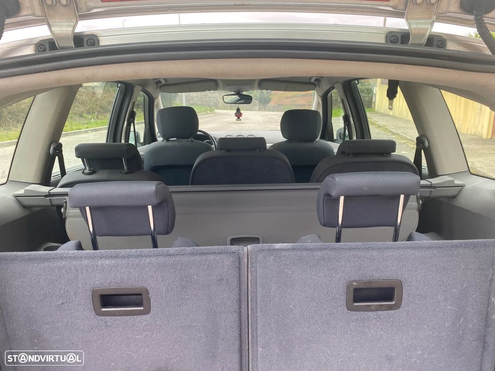 Ford S-Max 1.8 TDCi Trend 7L - 7