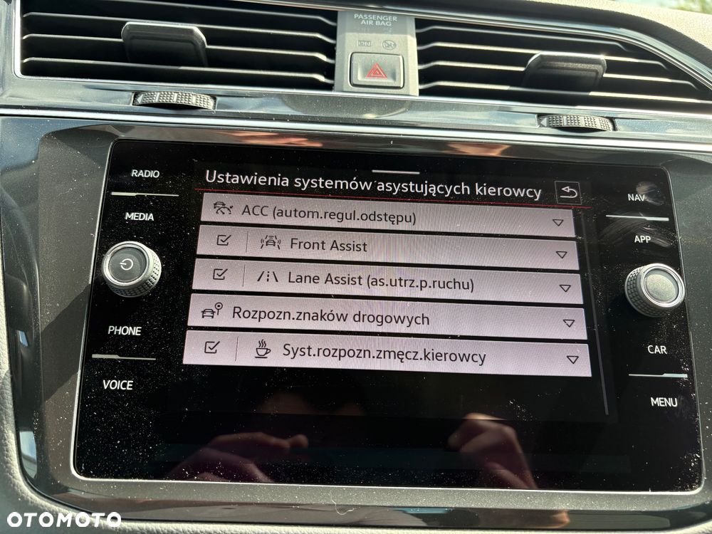 Volkswagen Tiguan 2.0 TSI 4Mot Elegance DSG - 38
