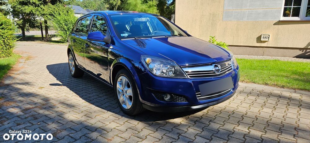 Opel Astra - 1