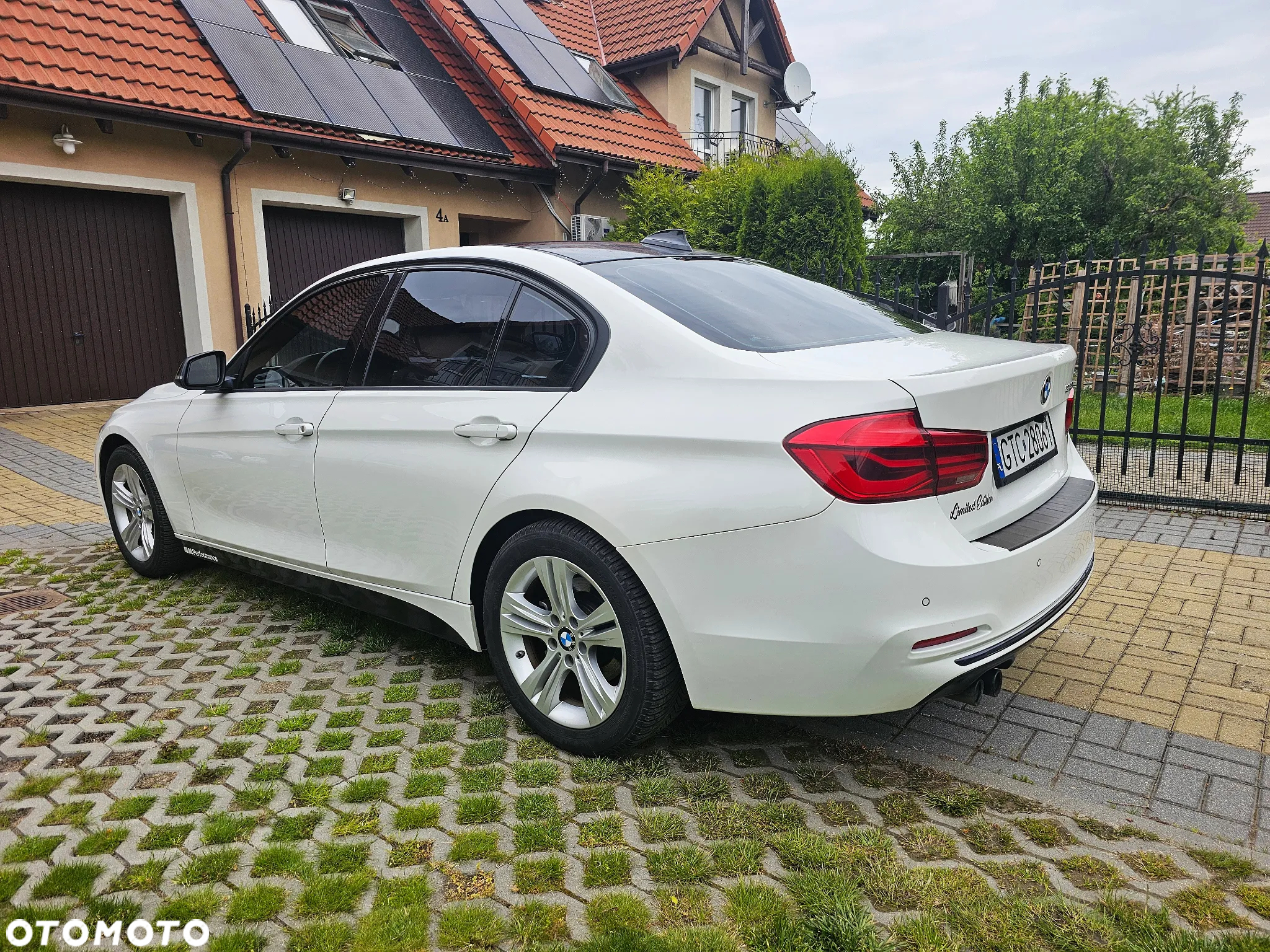 BMW Seria 3 328i - 4