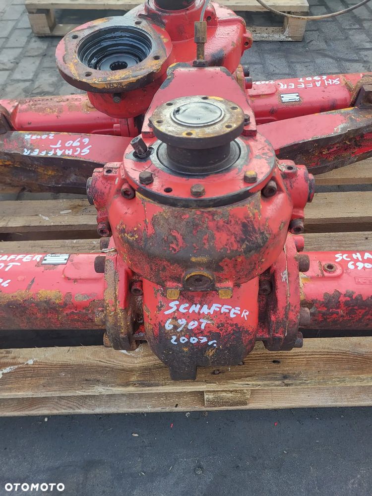 Most napędowy  5859-M-8  Schaffer 690T - 6