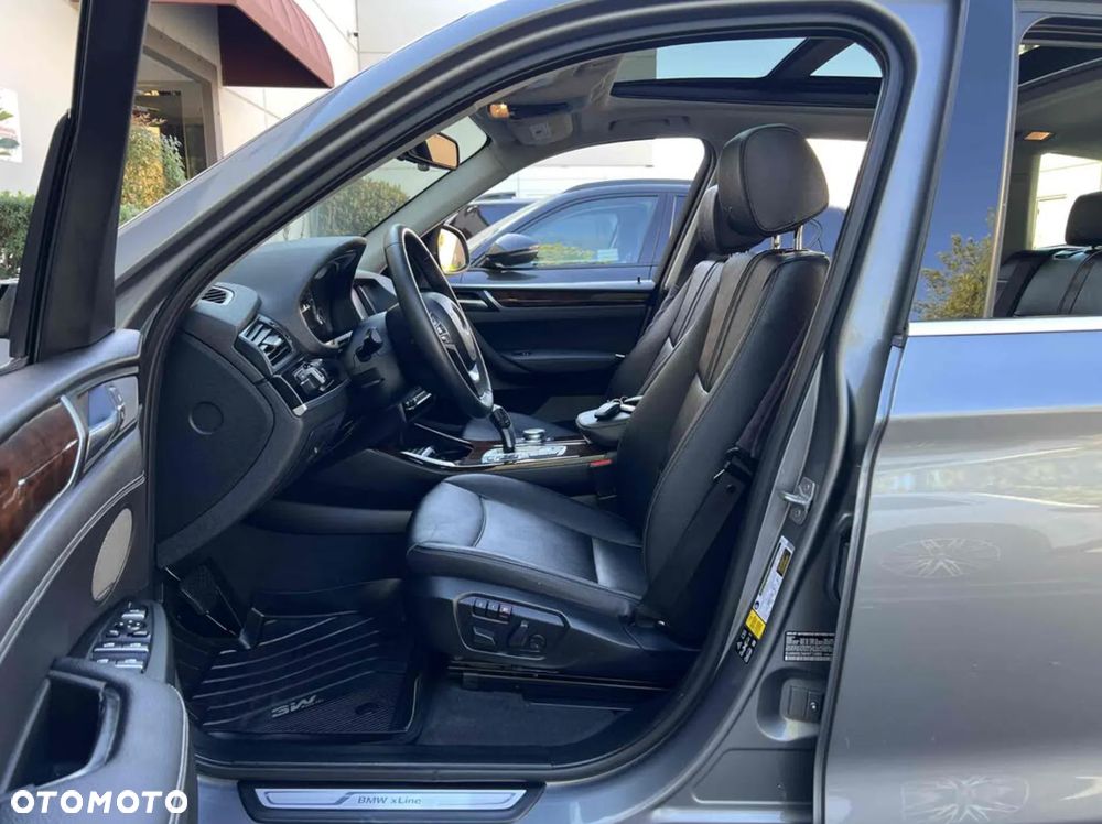 BMW X3 28i xDrive - 11