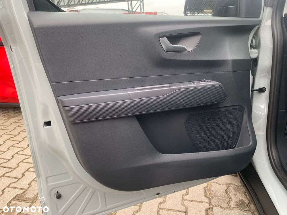 Ford Transit Courier - 8