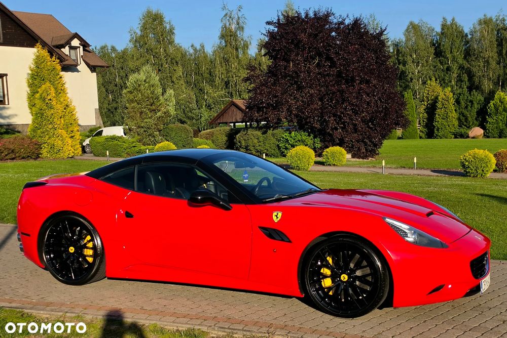 Ferrari California - 1