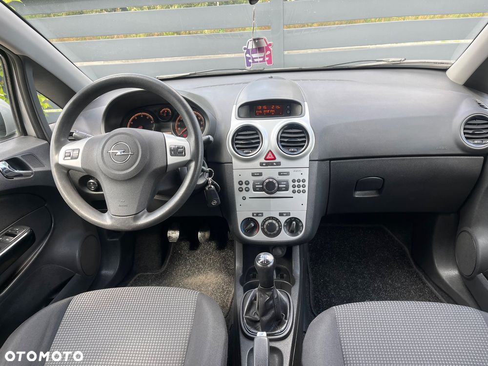 Opel Corsa 1.2 16V Enjoy - 18