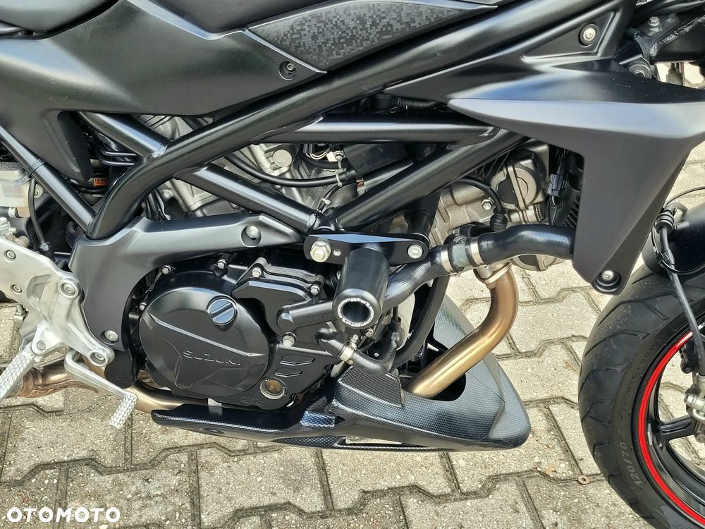 Suzuki SV - 16