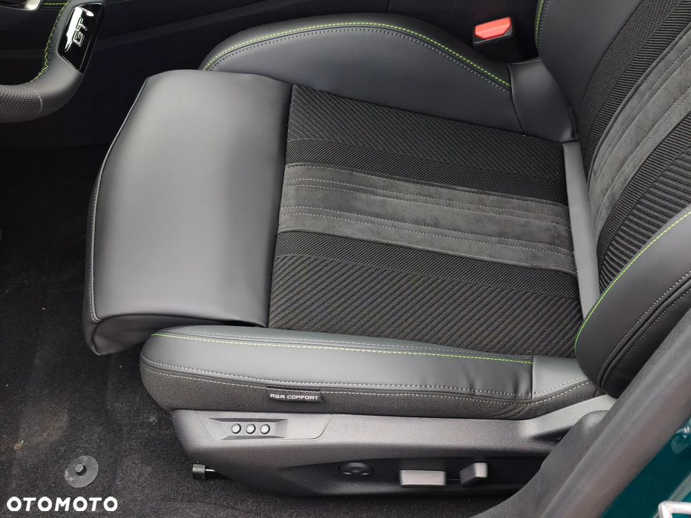Peugeot 308 1.2 mHEV GT S&S e-DCS6 - 15