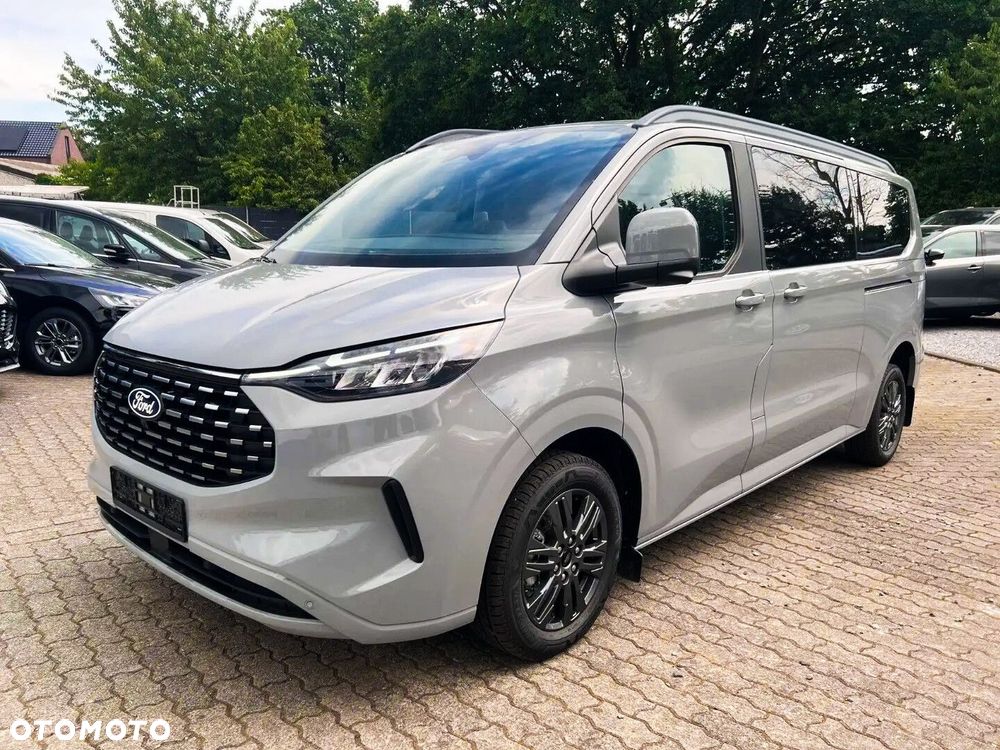 Ford Tourneo Custom - 3