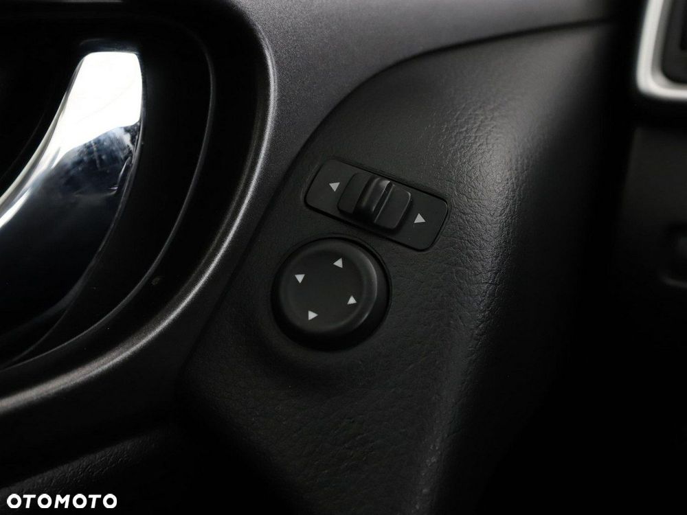 Nissan X-Trail 1.6 DIG-T Visia - 31