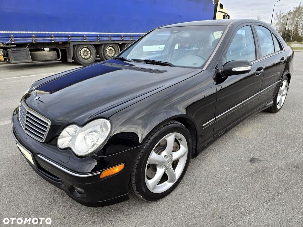 Mercedes-Benz Klasa C 230 7G-TRONIC Avantgarde Sport Edition + - 5