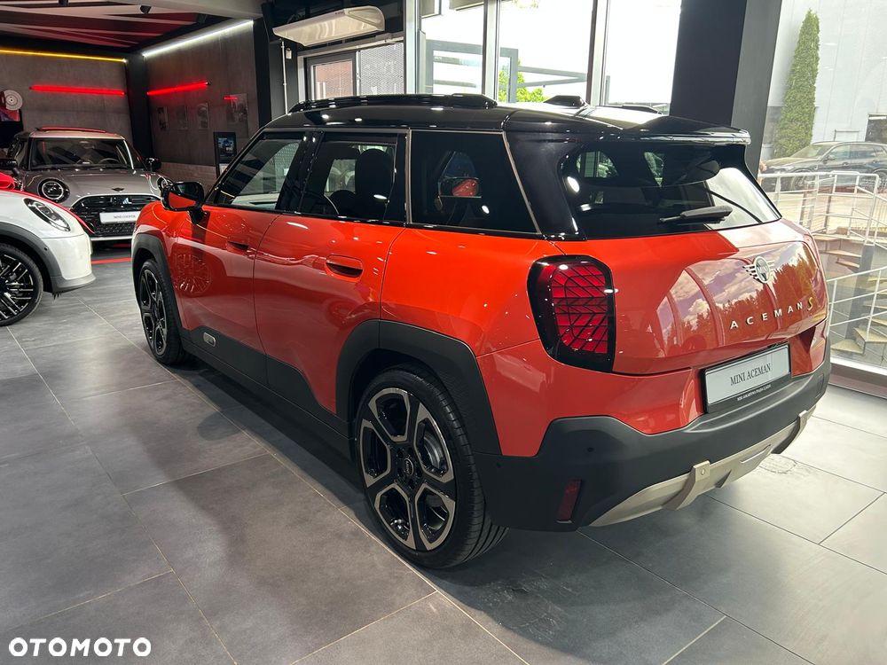 MINI Aceman SE 54.2kWh Linia Favoured - 4