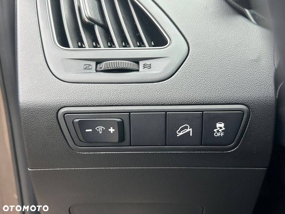 Hyundai ix35 1.6 GDI Premium 2WD - 24