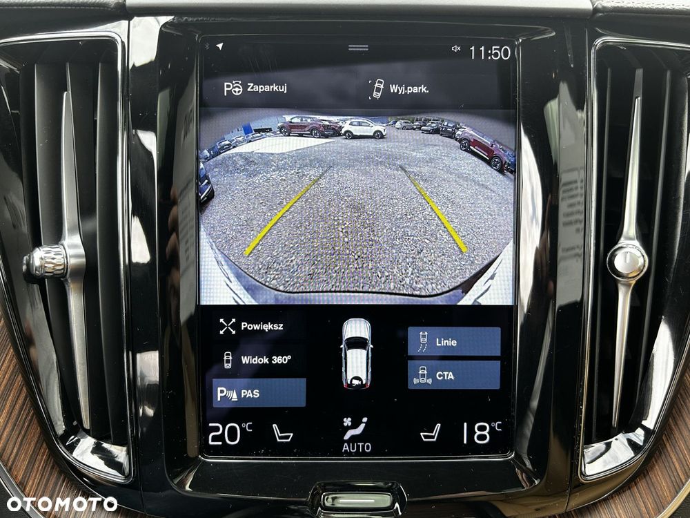 Volvo XC 60 - 30