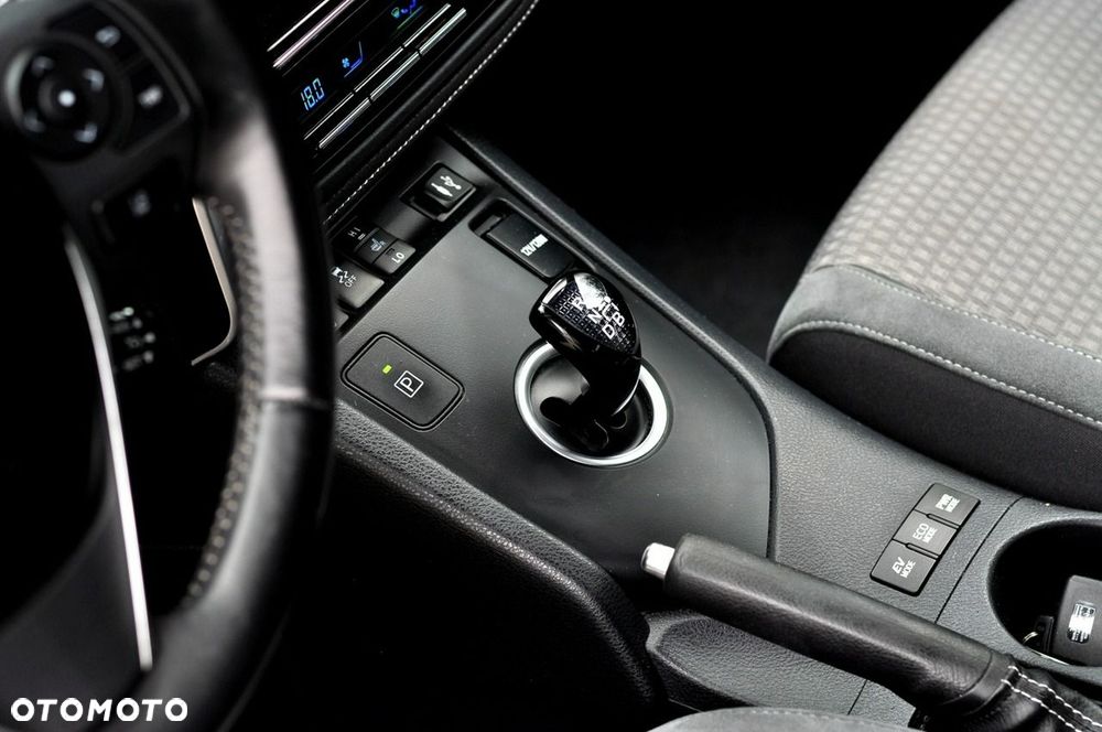 Toyota Auris - 14