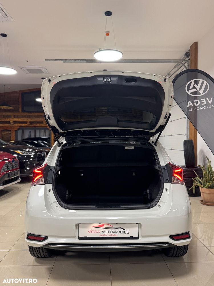 Toyota Auris ver-1-8-vvt--i-automatik-style-selection - 37