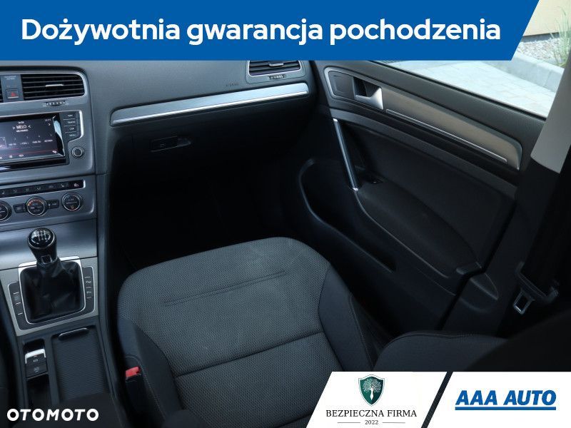 Volkswagen Golf Variant - 10