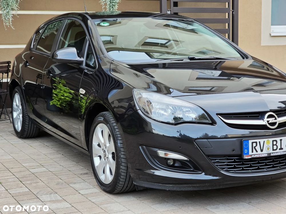 Opel Astra 1.4 Turbo Cosmo - 18