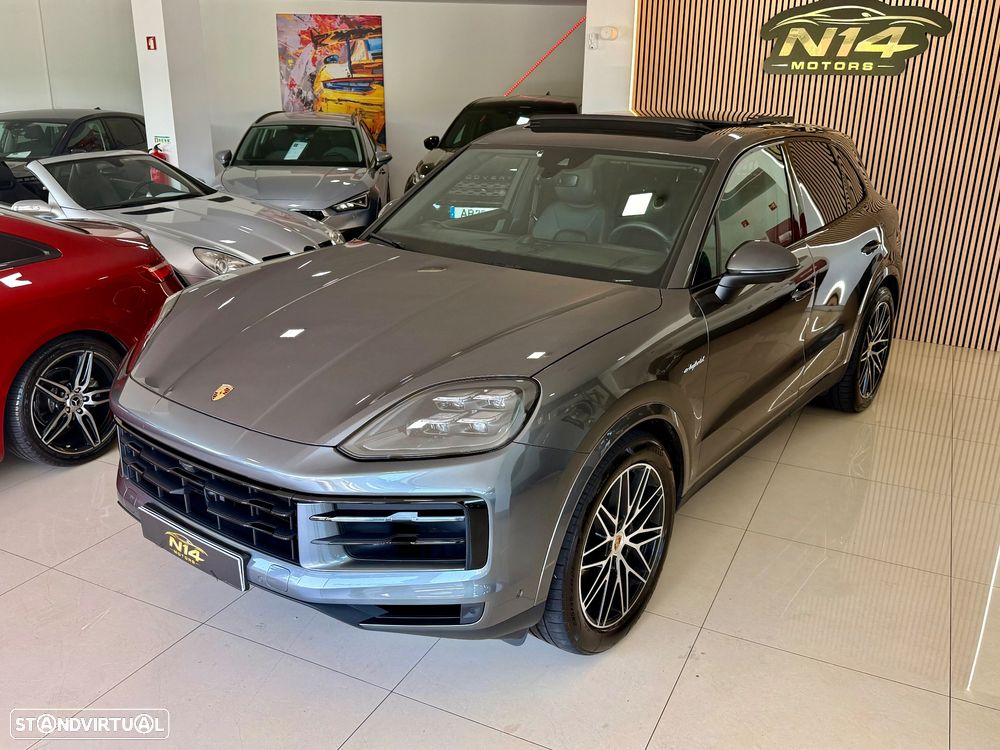 Porsche Cayenne - 25