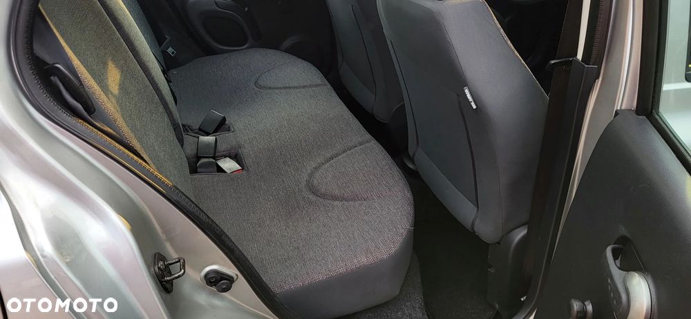 Nissan Micra 1.2 more - 19