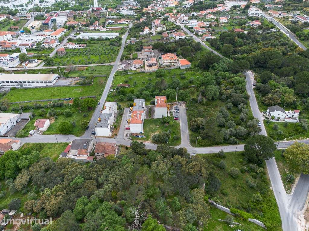 Lote para construção na Vila de Minde - Grande imagem: 5/6