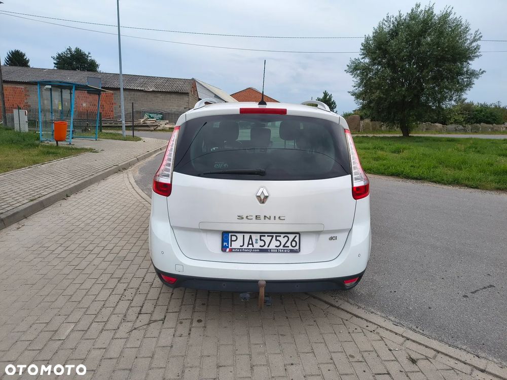Renault Grand Scenic - 8