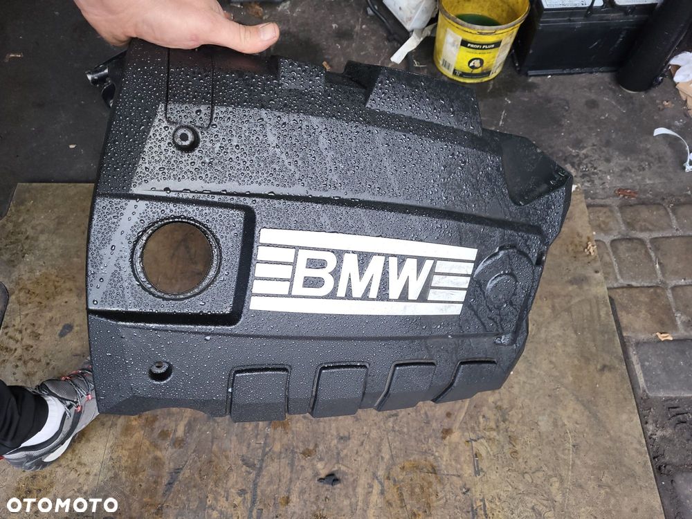 Osłona silnika bmw 1 e87 2010r 2.0 benzyna
