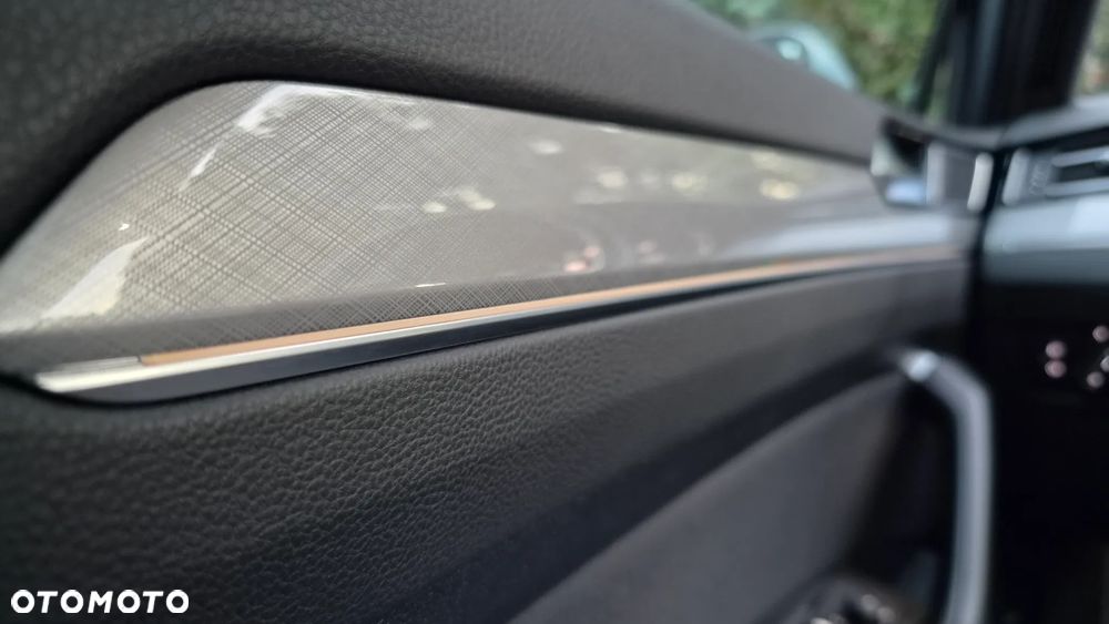 Volkswagen Passat 2.0 TDI EVO Business DSG - 36