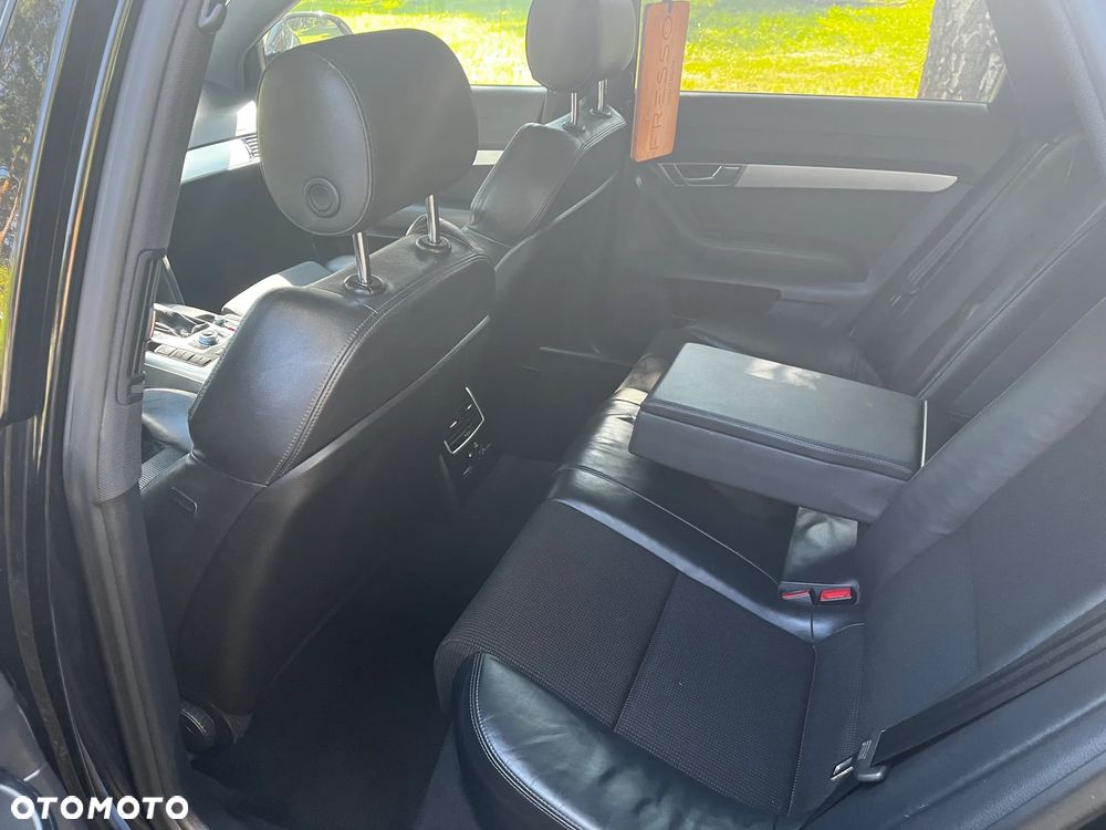 Audi A6 Avant 2.7 TDI DPF multitronic - 14