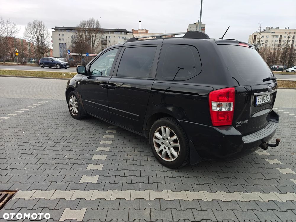 Kia Carnival 2.9 CRDi Freedom - 3